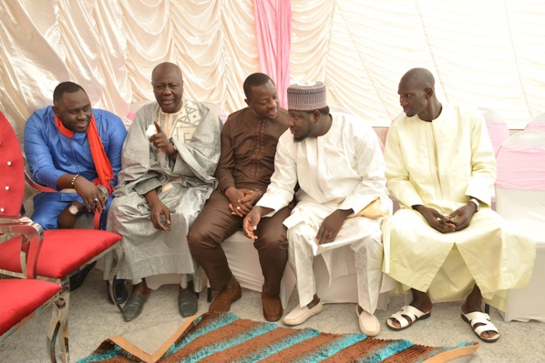 Quand l'expert fiscal Bass Diop réunit toute la République pour le baptême de sa fille...Sokhna Diarra Bousso Quand l'expert fiscal Bass Diop réunit toute la République pour le baptême de sa fille...Sokhna Diarra Bousso