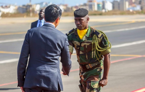 PRESTATION DE SERMENT DE MACKY SALL- Les images de l'arrivée à Dakar du PR Malgache Andry Rajoelina