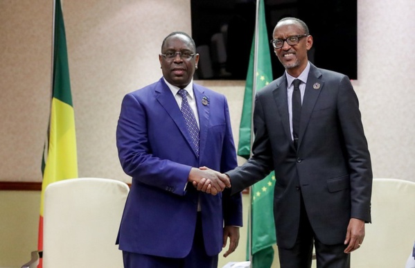 ARRIVÉE DU PRÉSIDENT RWANDAIS PAUL KAGAMÉ À DAKAR ARRIVÉE DU PRÉSIDENT RWANDAIS PAUL KAGAMÉ À DAKAR