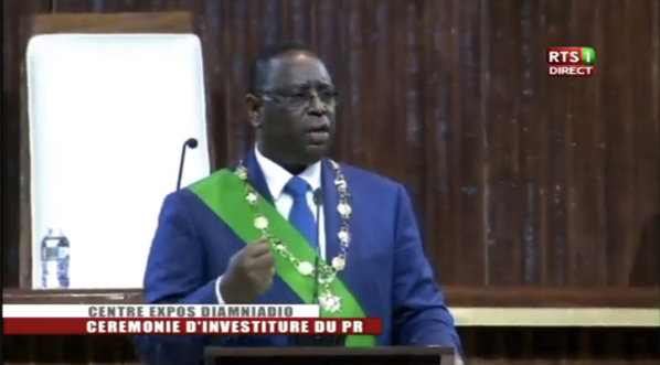 Macky Sall s'engage à construire 100.000 logements sociaux sur cinq ans Macky Sall s'engage à construire 100.000 logements sociaux sur cinq ans