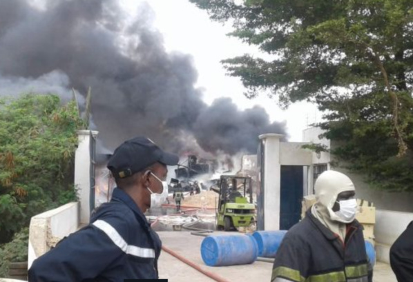 Violent incendie à Mbao dans la zone franche industrielle