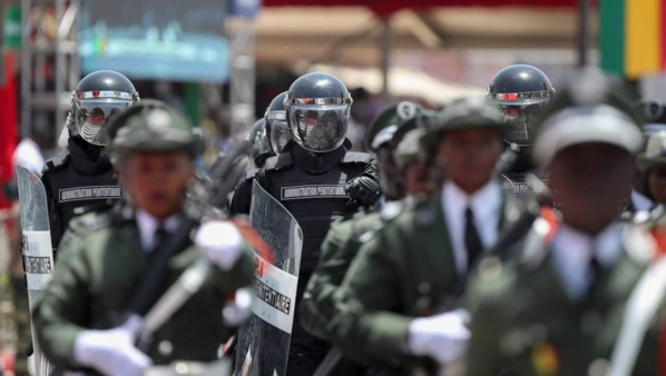 Les images du défilé de la 59eme anniversaire de l'Indépendance du Sénégal Les images du défilé de la 59eme anniversaire de l'Indépendance du Sénégal