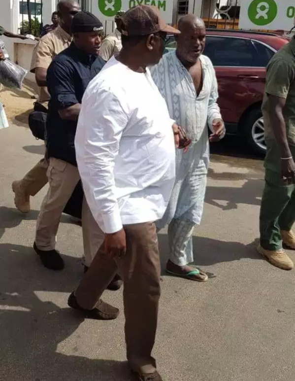 Le Président de la République est rentré chez lui à Mermoz Le Président de la République est rentré chez lui à Mermoz