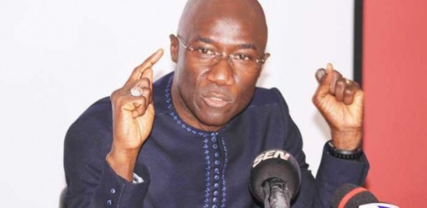 Me Moussa Sarr : " Macky Sall doit donner des orientations claires au Ministre de la Justice sur... " Me Moussa Sarr : " Macky Sall doit donner des orientations claires au Ministre de la Justice sur... "