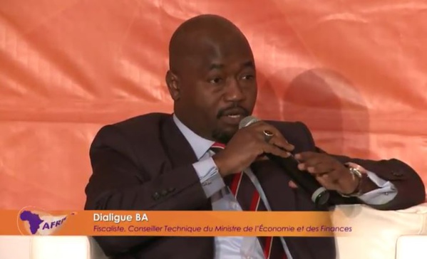 Elhaj Dialigué Bâ a démissionné de son poste pour déposer ses baluchons à la Banque Mondiale Elhaj Dialigué Bâ a démissionné de son poste pour déposer ses baluchons à la Banque Mondiale