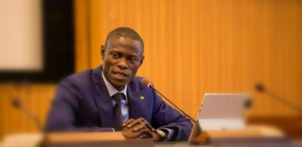 Le maire Pape Gorgui NDONG “gâte“ Pikine Ouest! Le maire Pape Gorgui NDONG “gâte“ Pikine Ouest!