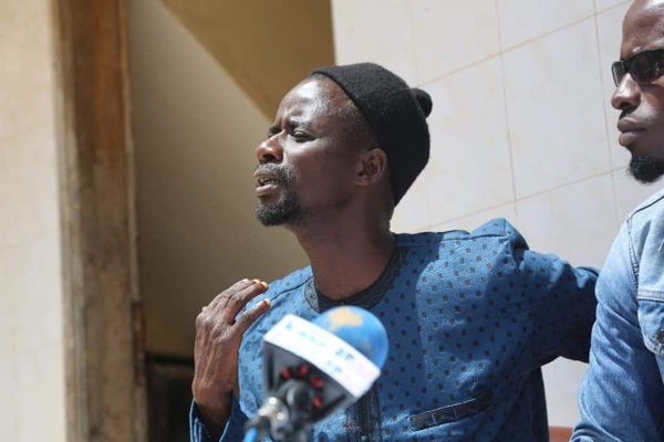 Voici la déclaration liminaire des ouvriers et travailleurs des boulangeries au siège de "Yen à Marre! Voici la déclaration liminaire des ouvriers et travailleurs des boulangeries au siège de "Yen à Marre!