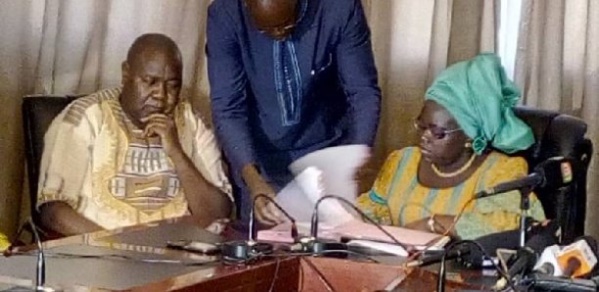 Prix du pain : l’Etat et les boulangers trouvent un accord, le mot d’ordre de grève levé Prix du pain : l’Etat et les boulangers trouvent un accord, le mot d’ordre de grève levé