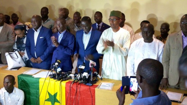 Le Front de résistance national (FNR) sort du bois...Révélations sur la sortie médiatique que prépare l'opposition Sénégalaise...