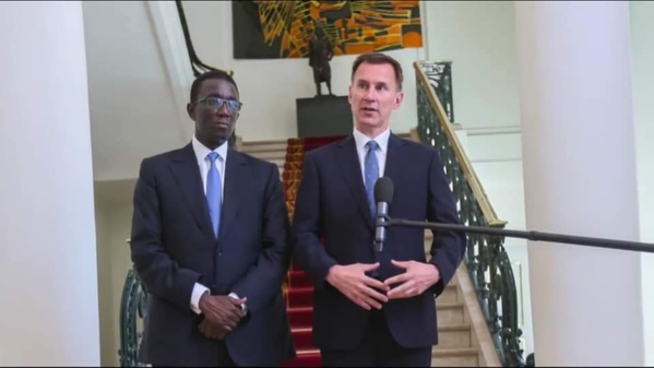 Les dessous de l'audience entre le Pr Macky Sall et le ministre des affaires étrangères du Royaume-Uni Les dessous de l'audience entre le Pr Macky Sall et le ministre des affaires étrangères du Royaume-Uni