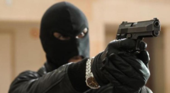 Braquage en plein jour aux Maristes