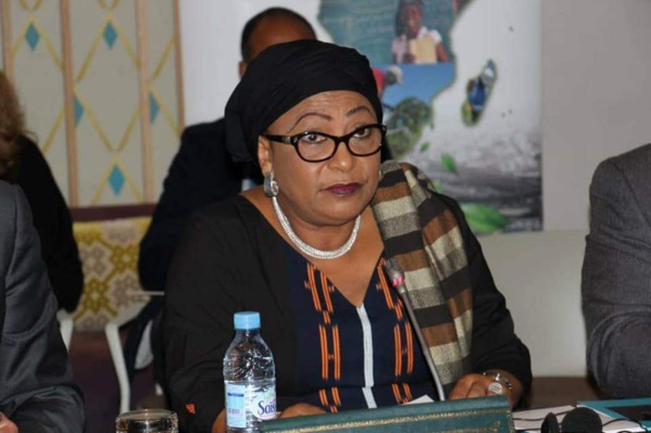 Dialogue National / L'appel fort de Soham Wardini pour la libération de Khalifa Sall : "Je vous demande, Mr le président, d'être le précurseur dans la volonté de libérer Khalifa Sall..." Dialogue National / L'appel fort de Soham Wardini pour la libération de Khalifa Sall : "Je vous demande, Mr le président, d'être le précurseur dans la volonté de libérer Khalifa Sall..."