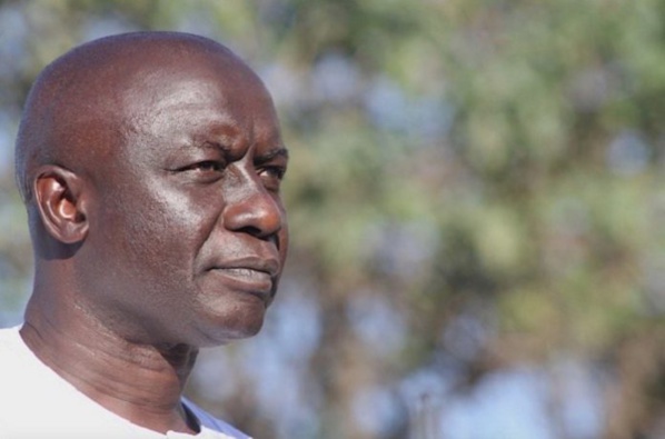 "Idy" ravale son vomi – Le parti Rewmi va participer au dialogue national "Idy" ravale son vomi – Le parti Rewmi va participer au dialogue national