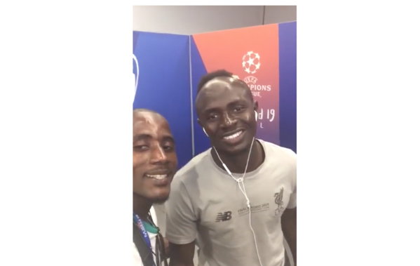 Sadio Mane: "Le Président Macky Sall est mon copain" Sadio Mane: "Le Président Macky Sall est mon copain"