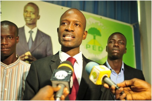 Dialogue politique: maintien ou suppression du parrainage.
