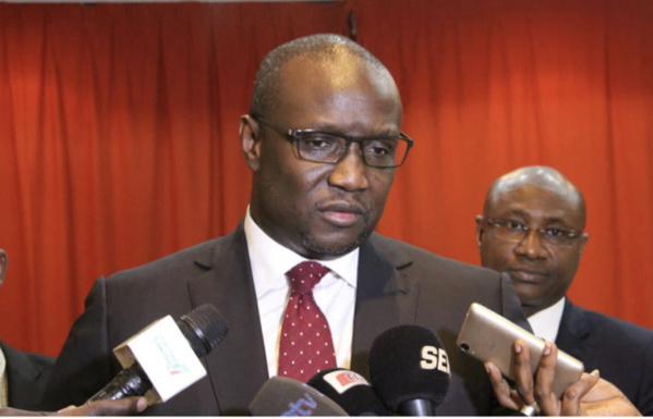 Mouhamadou Makhtar Cissé, Minsitre du pétrole et des énergies : « Nous n’avons rien à cacher car le Sénégal se veut une maison de verre » Mouhamadou Makhtar Cissé, Minsitre du pétrole et des énergies : « Nous n’avons rien à cacher car le Sénégal se veut une maison de verre »