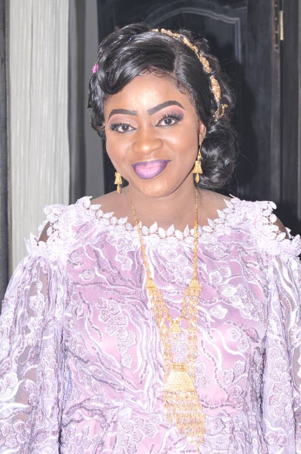 Le touchant témoignage du "Roi du Mbalax" envers notre confrère Pèdre Ndiaye Le touchant témoignage du "Roi du Mbalax" envers notre confrère Pèdre Ndiaye