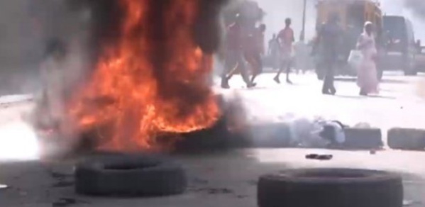 URGENT - Manifestation à KOUNGHEUL (Kaffrine): La gendarmerie Nationale saccagée !