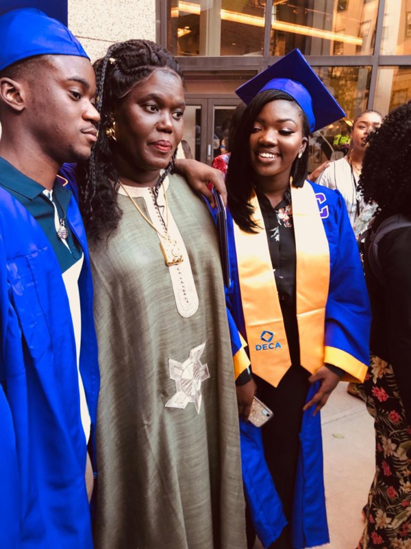 Graduation de son fils aux USA- Le célèbre Mathiam pose tout heureux avec sa famille