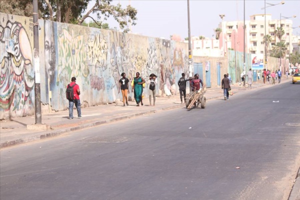 Marché de Tilène: les vendeurs ambulants déguerpis sans état d'âme Marché de Tilène: les vendeurs ambulants déguerpis sans état d'âme