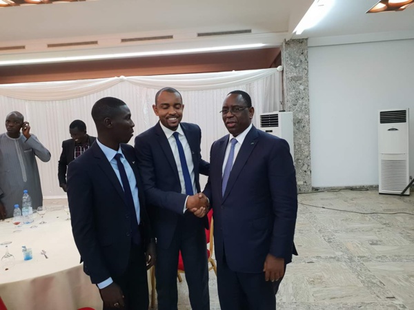 Voici Moussa Sow, le nouveau patron de la Convergence des Jeunesses Républicaines (Cojer)! Voici Moussa Sow, le nouveau patron de la Convergence des Jeunesses Républicaines (Cojer)!