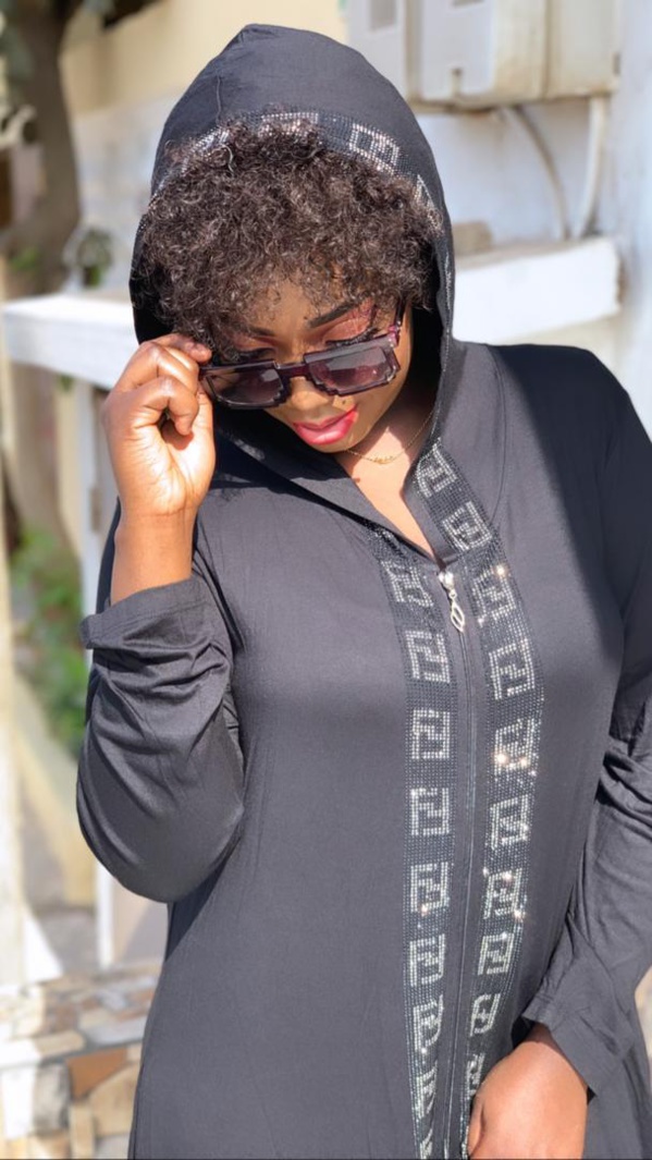 "Maman" de la série "Un Café Avec...", c'est une...bombe ! "Maman" de la série "Un Café Avec...", c'est une...bombe !