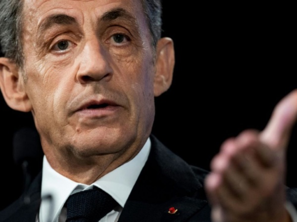 Nicolas Sarkozy se confesse et règle des comptes dans son nouveau livre Nicolas Sarkozy se confesse et règle des comptes dans son nouveau livre