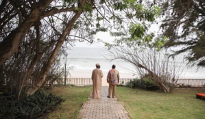 Le Pr Macky et son hôte Sa Majesté le Roi Mswati III à Popenguine (IMAGES) Le Pr Macky et son hôte Sa Majesté le Roi Mswati III à Popenguine (IMAGES)