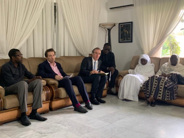 Présentation de condoléances : L’Ambassadeur de la France au Sénégal Jean Christophe Bigot chez Ousmane Tanor Dieng