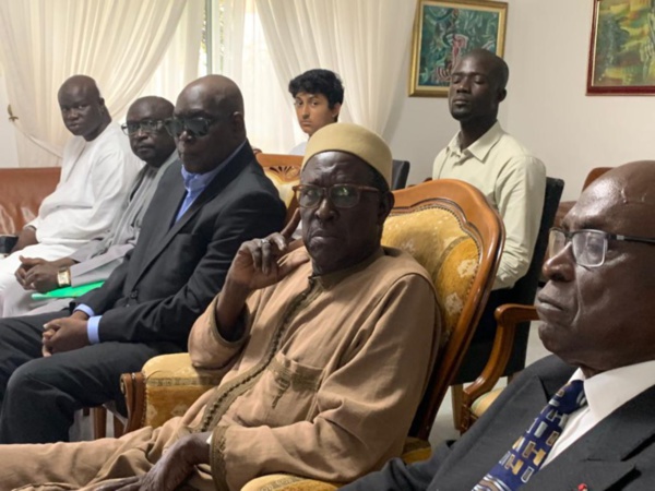 Présentation de condoléances : L’Ambassadeur de la France au Sénégal Jean Christophe Bigot chez Ousmane Tanor Dieng