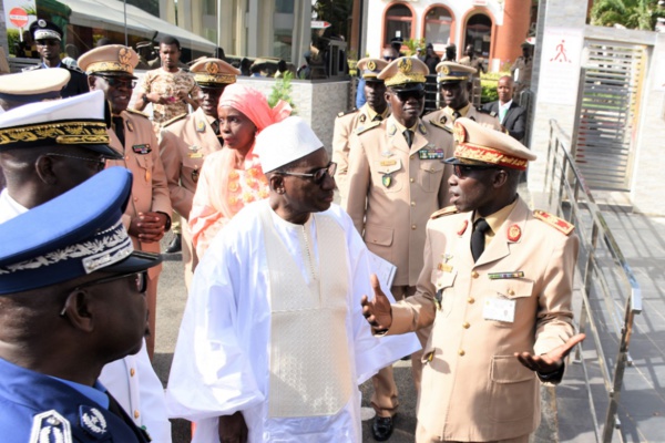 Cérémonie d'inauguration à l'Hôpital Principal de Dakar - Le ministre Sidiki Kaba encense le Général Momar Sène Cérémonie d'inauguration à l'Hôpital Principal de Dakar - Le ministre Sidiki Kaba encense le Général Momar Sène