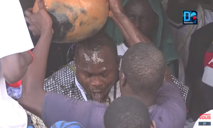 Départ de Modou Lo direction stade LSS Départ de Modou Lo direction stade LSS