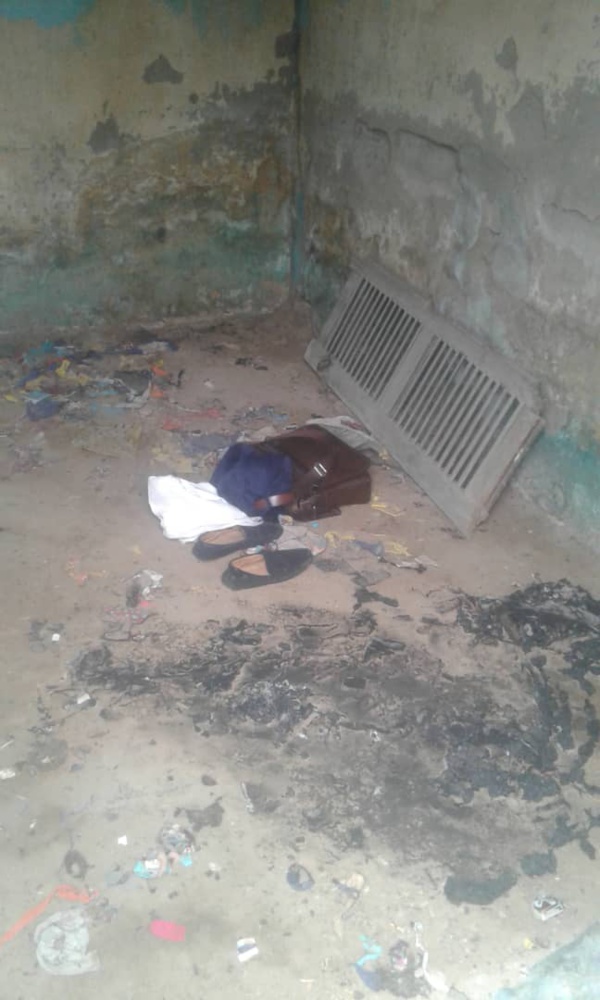 Kaolack : L'étudiant de l'ISM qui a tenté de s'immoler, est finalement décédé. Kaolack : L'étudiant de l'ISM qui a tenté de s'immoler, est finalement décédé.