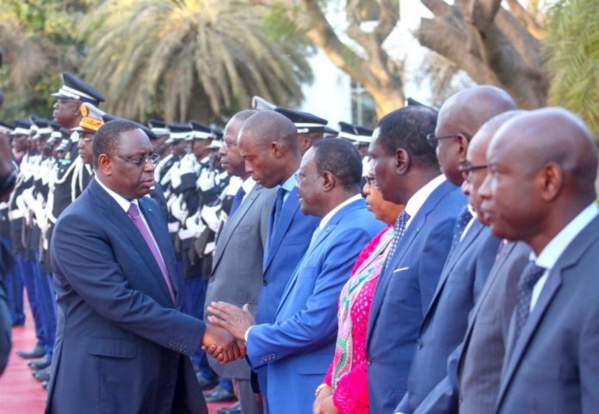 Les ministres de la République en vacances  jusqu'en Septembre prochain...Le Pr Macky Sall en congés à partir du 25 Août...