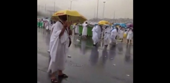 Pèlerinage à la Mecque : Une forte pluie sur Arafat