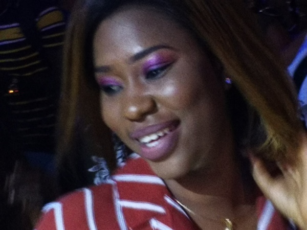 Soirée «Ndéwéneul» pour ses fans – You explose la Place du Souvenir ! Soirée «Ndéwéneul» pour ses fans – You explose la Place du Souvenir !