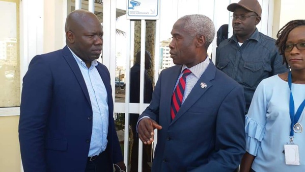 Rencontre avec l'ambassadeur des Etats-Unis d'Amérique au Sénégal- Que mijote encore Ahmed Aïdara? Rencontre avec l'ambassadeur des Etats-Unis d'Amérique au Sénégal- Que mijote encore Ahmed Aïdara?