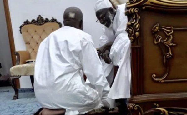 TOUBA: Première visite de Mahammad Dionne après sa sortie d’hôpital auprès du Khalife Général des Mourides