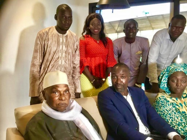 Me Abdoulaye Wade réagit sur le cas de son ami...Adama Gaye avant de lui demander d'arrêter sa diète (EXCLUSIVITÉ DAKARPOSTE) Me Abdoulaye Wade réagit sur le cas de son ami...Adama Gaye avant de lui demander d'arrêter sa diète (EXCLUSIVITÉ DAKARPOSTE)