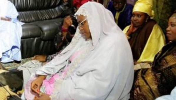 La Première Dame, Marième Faye Sall s'est rendue ce jeudi à Djiddah Thiaroye Kao  pour.. La Première Dame, Marième Faye Sall s'est rendue ce jeudi à Djiddah Thiaroye Kao  pour..