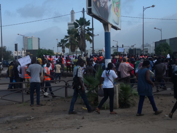 Fiasco de la marche de ce vendredi- La plateforme « Aar Li Nu Bokk » ne mobilise plus ! Fiasco de la marche de ce vendredi- La plateforme « Aar Li Nu Bokk » ne mobilise plus !