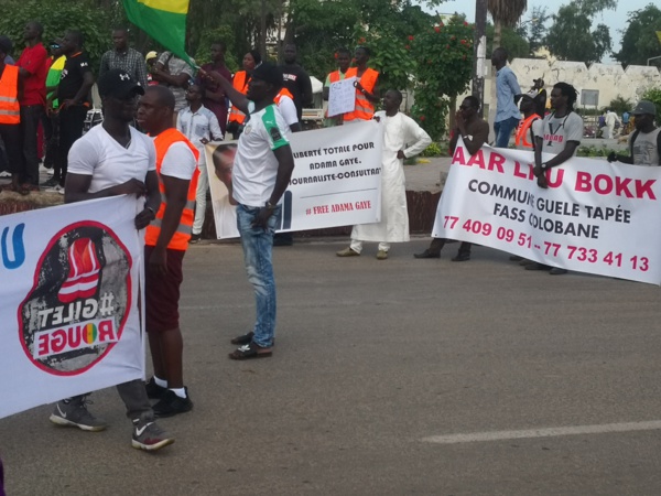 Fiasco de la marche de ce vendredi- La plateforme « Aar Li Nu Bokk » ne mobilise plus ! Fiasco de la marche de ce vendredi- La plateforme « Aar Li Nu Bokk » ne mobilise plus !