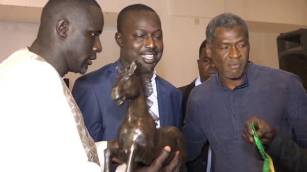"Guest star" de la soirée de gala de son "poulain" Oumar Bao, le responsable politique de l'APR,Mamour Diallo lui ravit la vedette