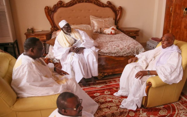 Comment Serigne Mountakha Mbacké a réussi à réconcilier Me Wade et Macky Sall Comment Serigne Mountakha Mbacké a réussi à réconcilier Me Wade et Macky Sall