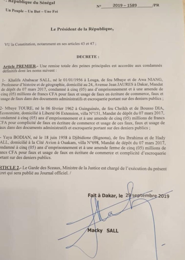 Voici le décret Présidentiel portant  grâce de Khalifa Sall (document)