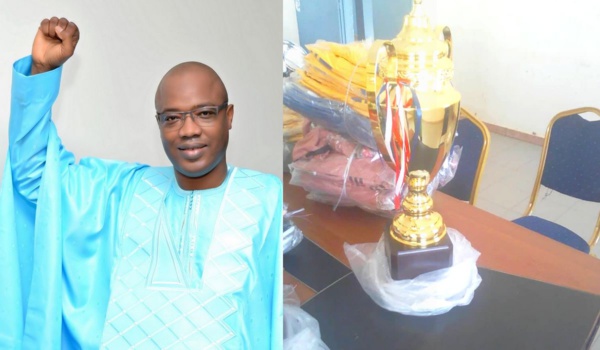 Le Maire de Ogo, Amadou Kane Diallo équipe toutes les Asc de sa Commune Le Maire de Ogo, Amadou Kane Diallo équipe toutes les Asc de sa Commune