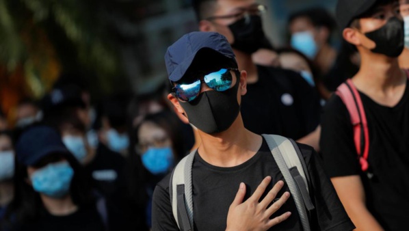 Tirs à balles réelles à Hong Kong: les pro-démocratie sous le choc