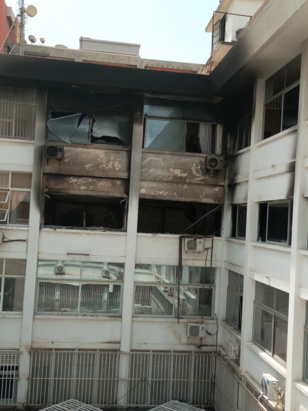 [Photos] Incendie au Trésor Public : Le ministère des Finances fait le point