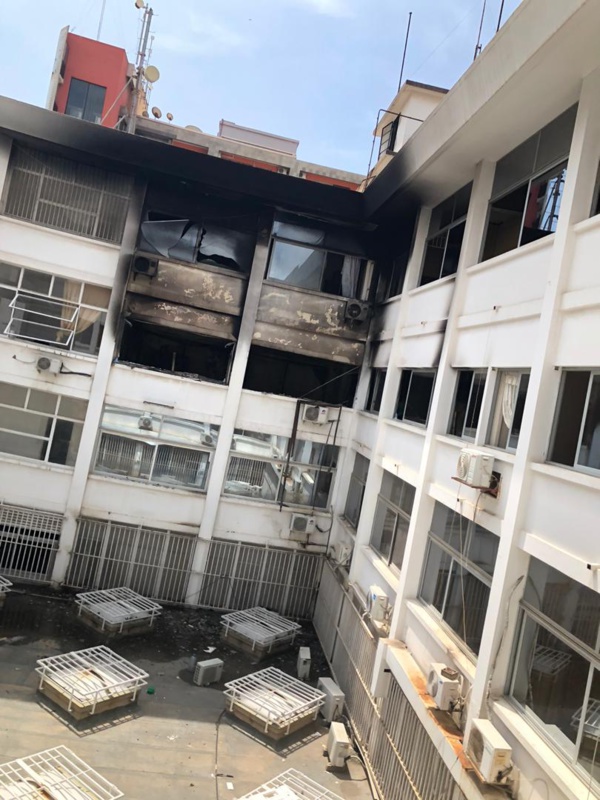 [Photos] Incendie au Trésor Public : Le ministère des Finances fait le point