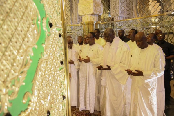 Images – Visite du président Macky Sall à Touba